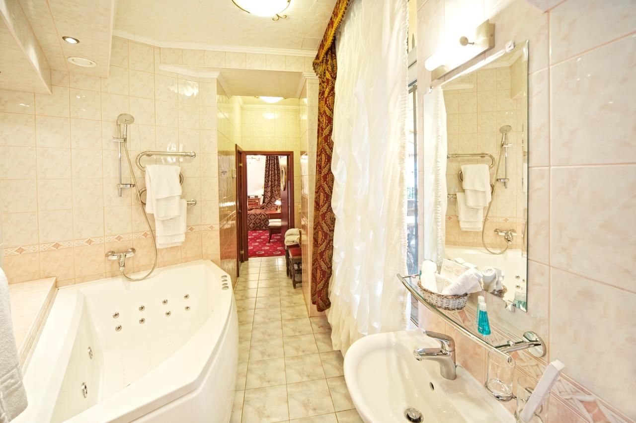 Отель Boutique Hotel Monte Kristo Рига-8