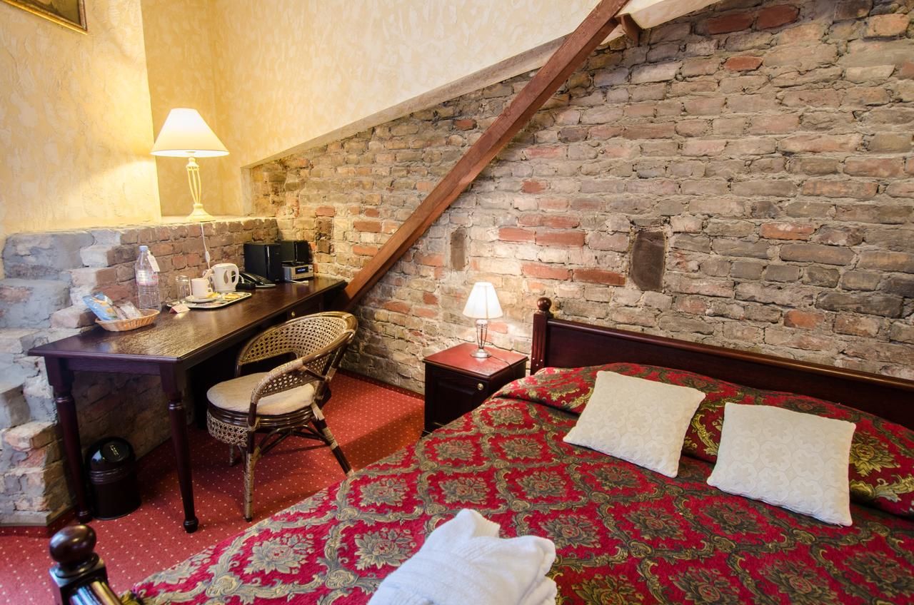 Отель Boutique Hotel Monte Kristo Рига-10